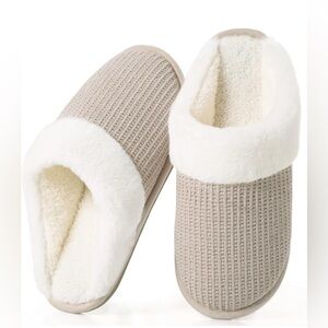 Slippers NIB Sz 5-6